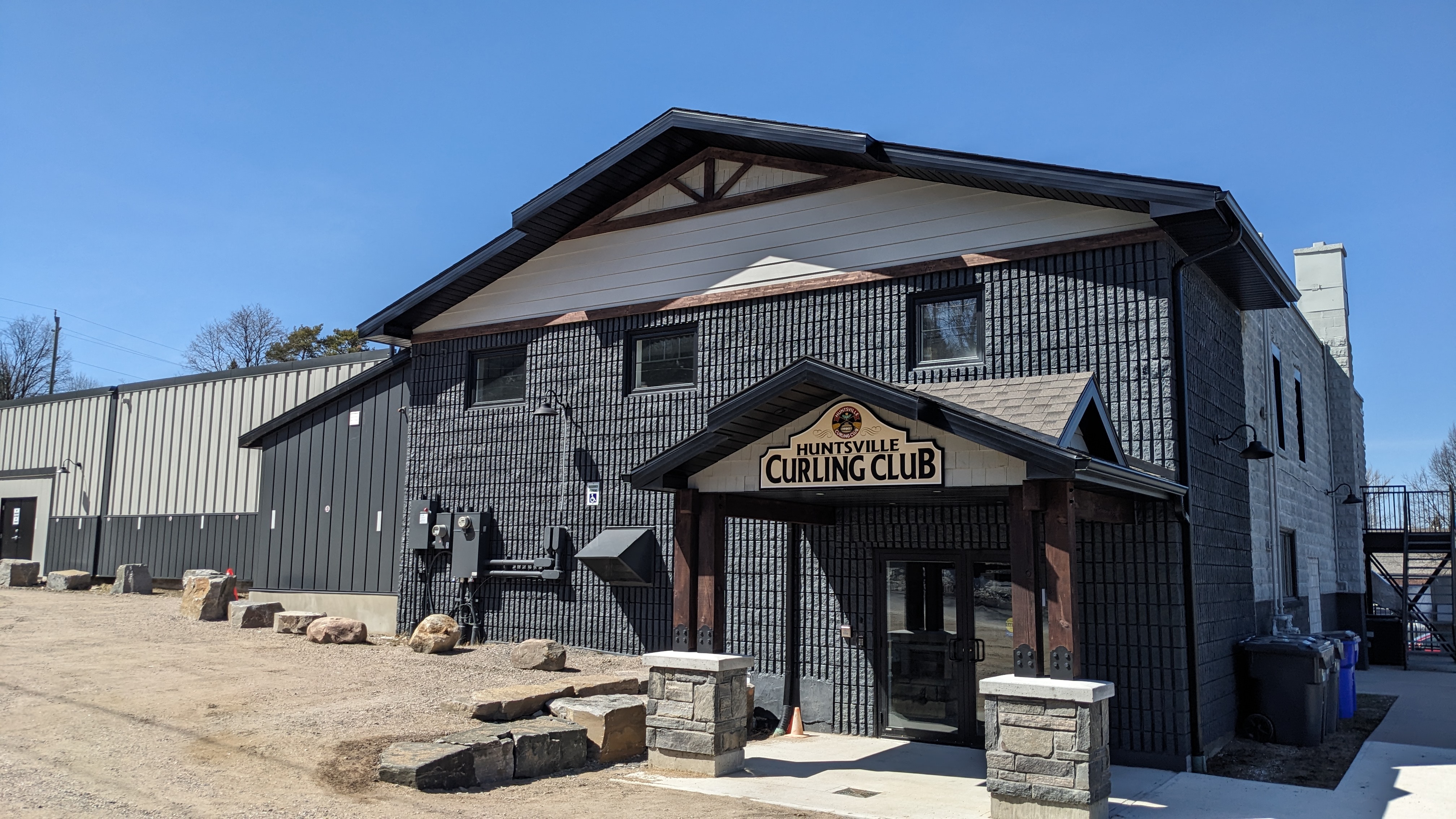 Exterior2 Apr 2025
